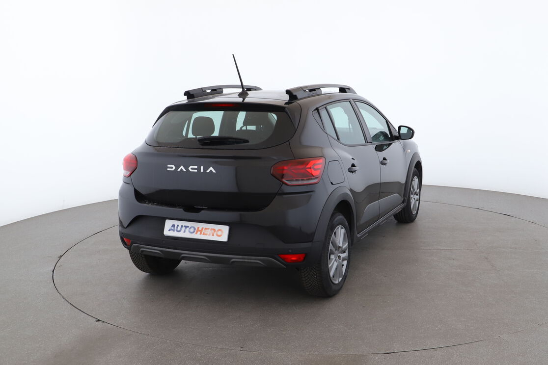 Dacia Sandero Stepway 1.0 TCe Expression — photo 5