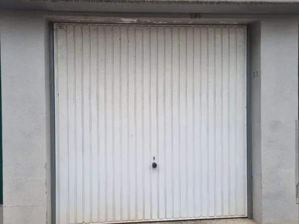 Garage à louer