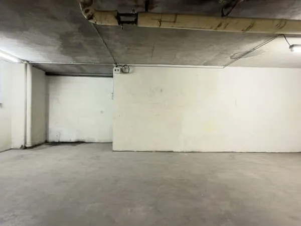 Parking 56 m²