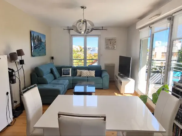 Vente Appartement 3 pièces - 69 m² - Meudon limite Issy-les-Moulineaux - Vue Tour Eiffel - 2 parking