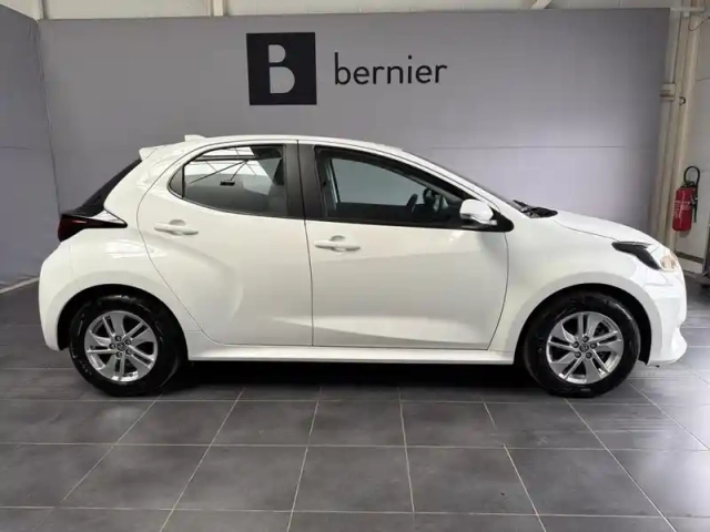 Toyota Yaris 120 vvt-i dynamic business 5p mc24 — photo 2