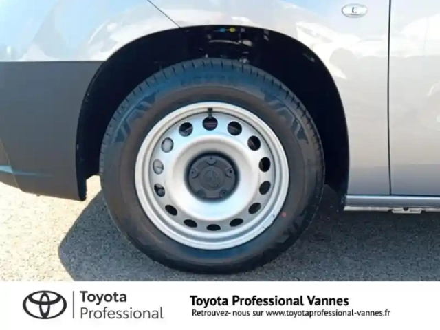 Toyota Proace city long 130 d-4d start cabine approfondie bva my25 — photo 13