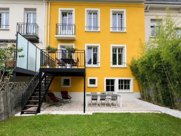 Maison de caractère entièrement rénovée - 241 m² - Laxou