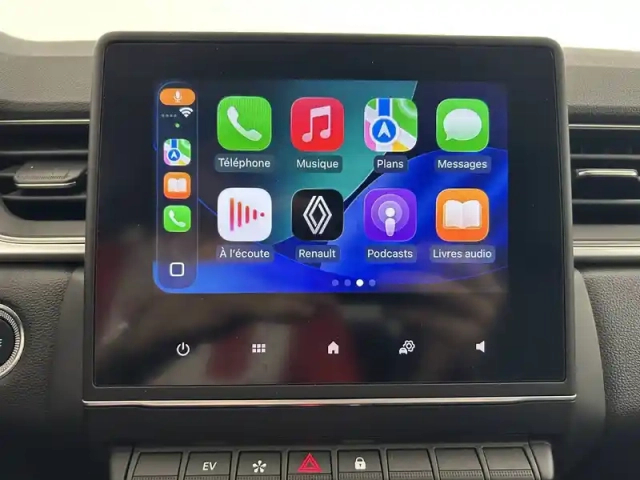 Renault Captur e-tech 145 - 21 — photo 24