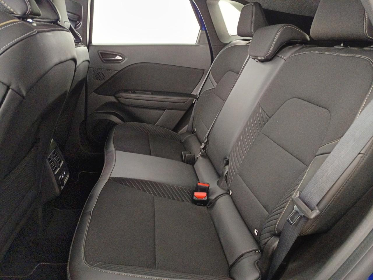 Renault Symbioz e-tech full hybrid 145 iconic — photo 10