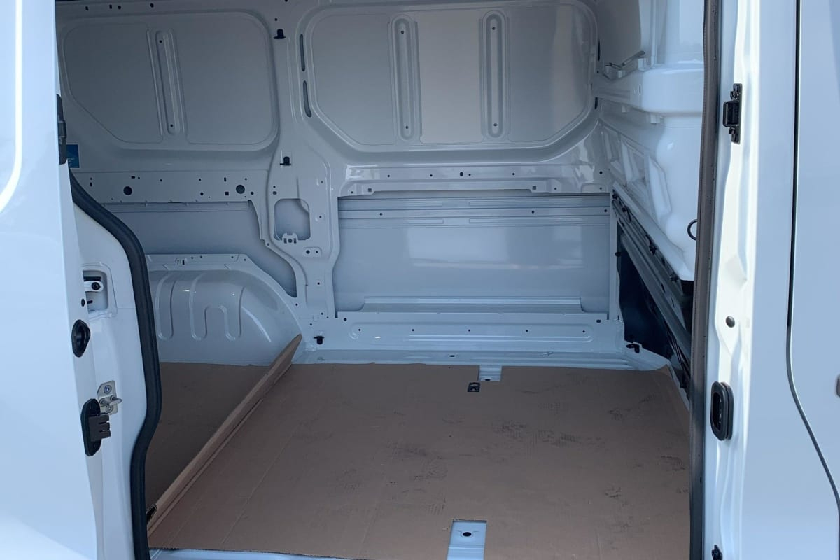Renault TRAFIC FOURGON — photo 10