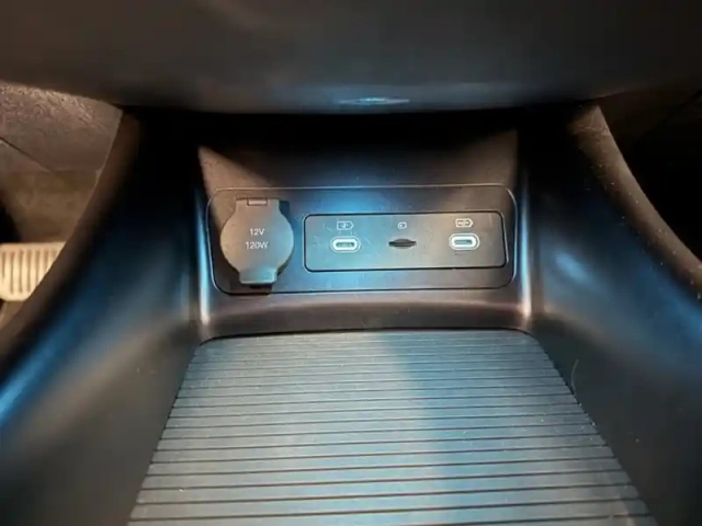 Byd Dolphin design 427km d'autonomie wltp, siège chauffant, caméra — photo 23