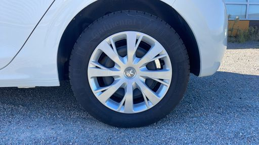 Peugeot 208 1.2 PureTech 82 - Active – 2019 – 32567 km – Essence – Boîte Manuelle — photo 33