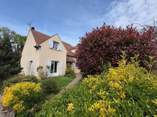 Maison familiale 4 chambres dont une suite de plain pied - s