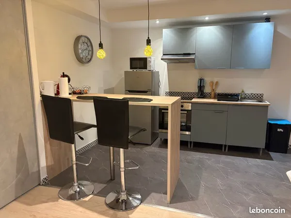 Loue bel appartement meublé f4 de standing baignoire balnéo