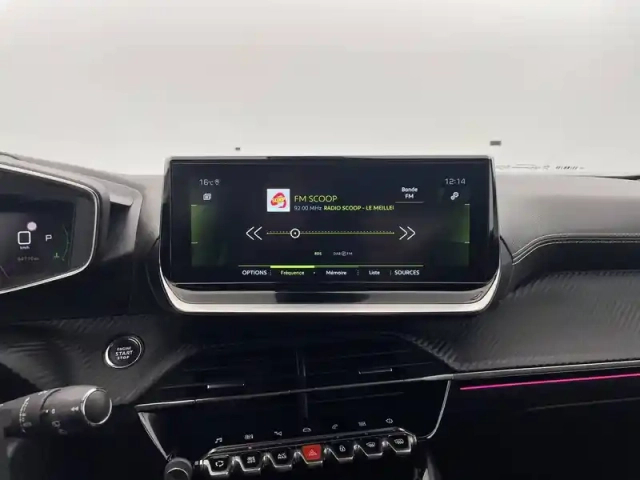 Peugeot 2008 puretech 130 s&amp;s eat8 — photo 50