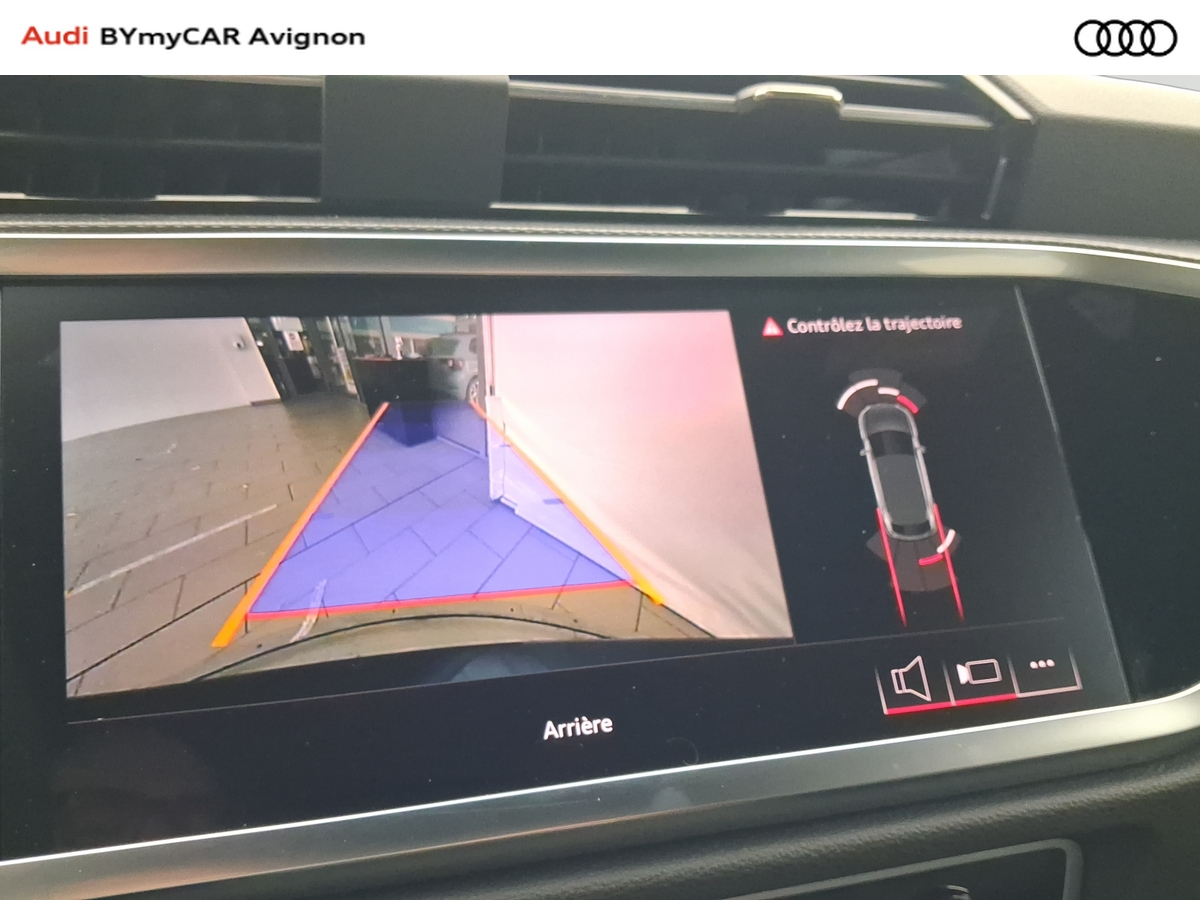 Audi Q3 Sportback 35 TFSI 150 ch S tronic 7 — photo 14