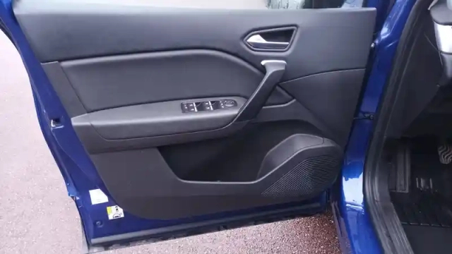 Renault Captur tce 90 ch — photo 15