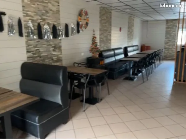 Vend restaurant de 85 m2 avec mobilier