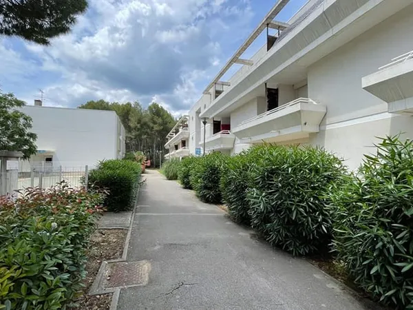 Studio 1 pièce 30 m²
