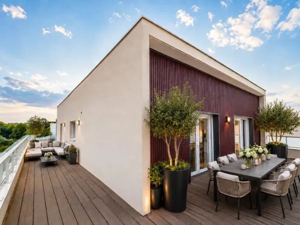 RETOUR à la VENTE ! Neut et Livré ! t4 au DERNIER ETAGE avec 78 m2 de TERRASSE plein ciel !