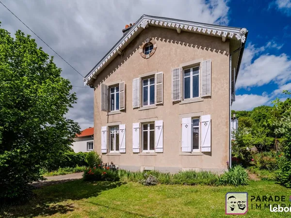 Maison 9 pièces 172 m²
