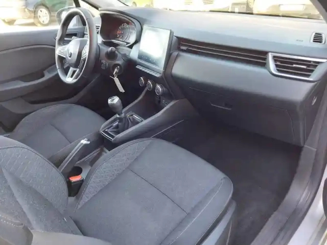 Renault Clio tce 90 — photo 12