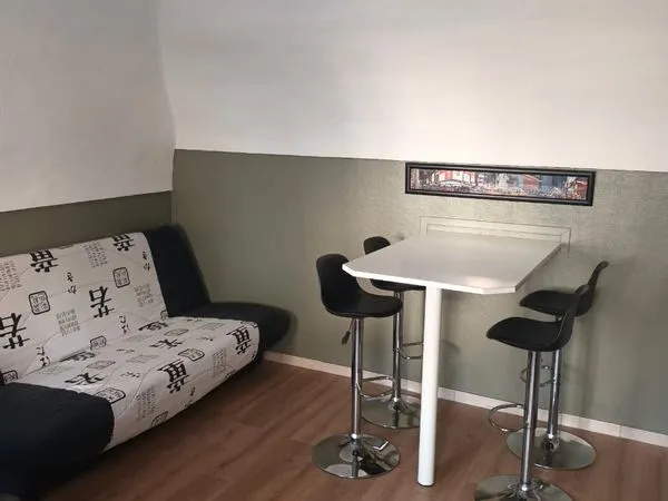 Studio meublé