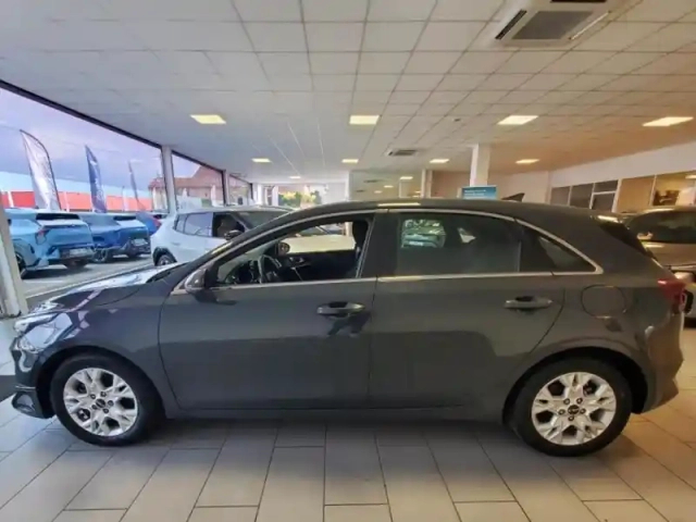 Kia Ceed 1.5 t-gdi 160ch active dct7 — photo 9
