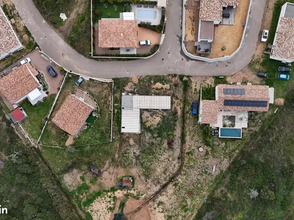 Terrain 533 m² Figari