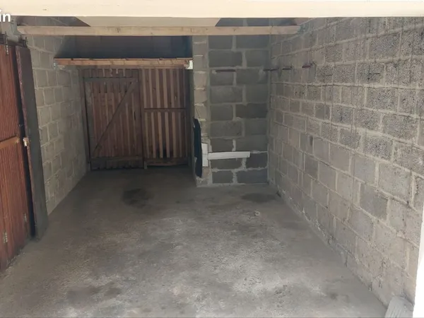 Garage/Box
