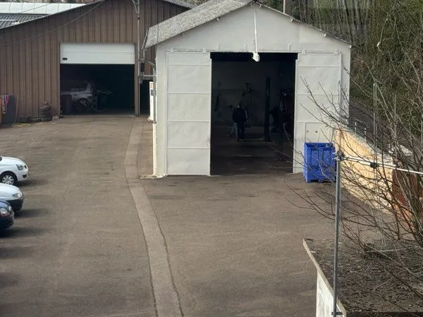 À louer atelier, entrepôt, local stockage, garage...