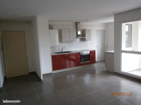 APPARTEMENT F4, 74m²