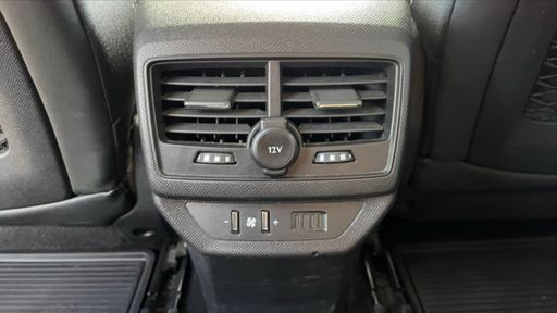 Peugeot 5008 1.5 BlueHDi 130 EAT8 - Allure – 2020 – 120169 km – Diesel – Boîte Automatique — photo 4