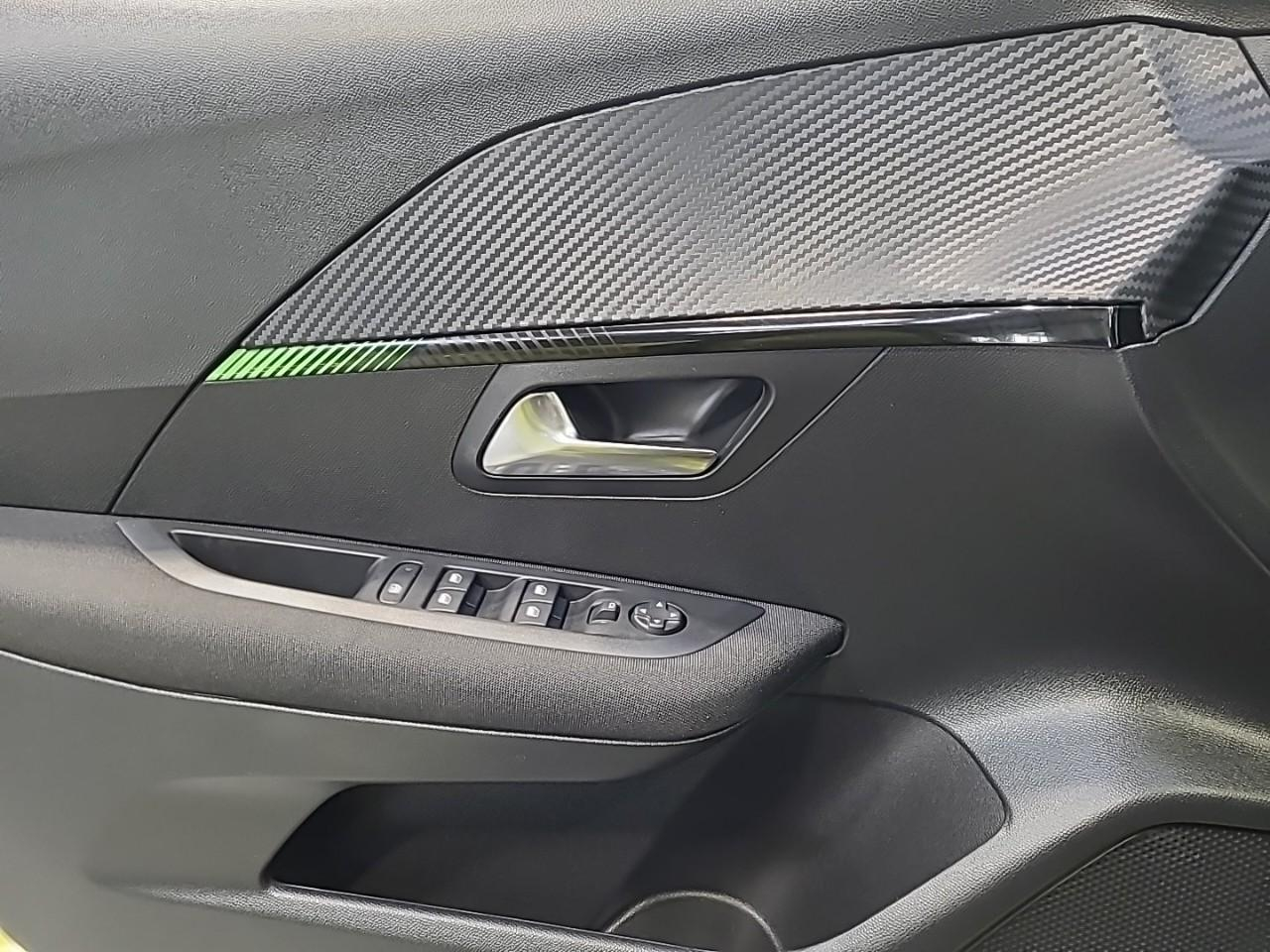 Peugeot 208 puretech 100 s&s bvm6 active — photo 25