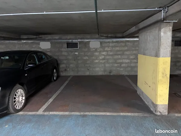 Parking à louer - Paris 10e - rue de Paradis