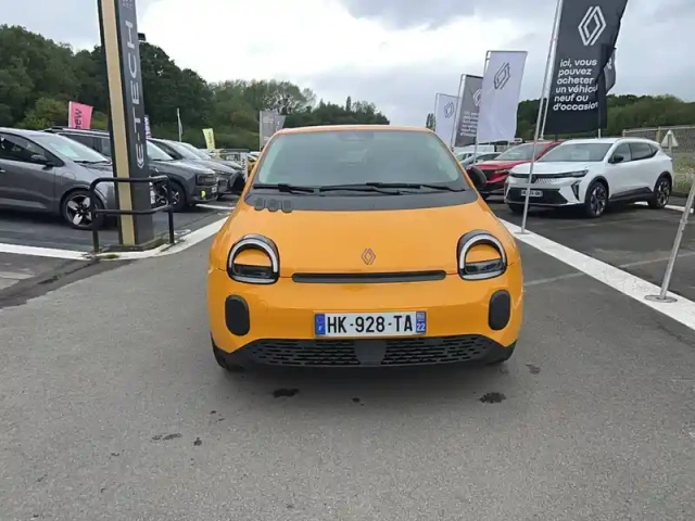 Renault Twingo e-tech electrique 80 ch autonomie urbaine — photo 10