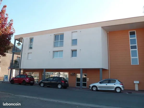 Appartement 2 pièces 46 m² . étage 2