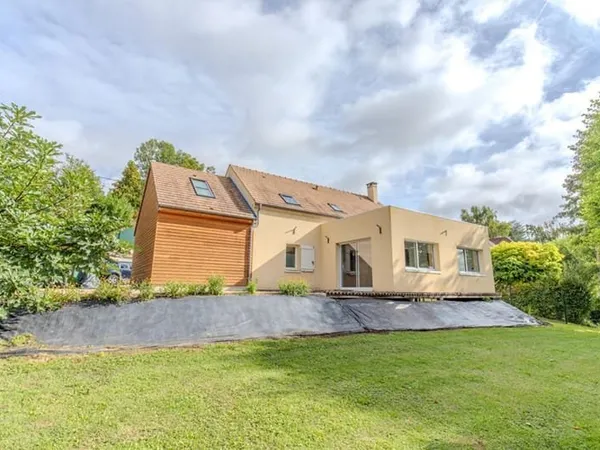Exclusivité Propriétés-Privées - Maison à vendre sur Jambville
