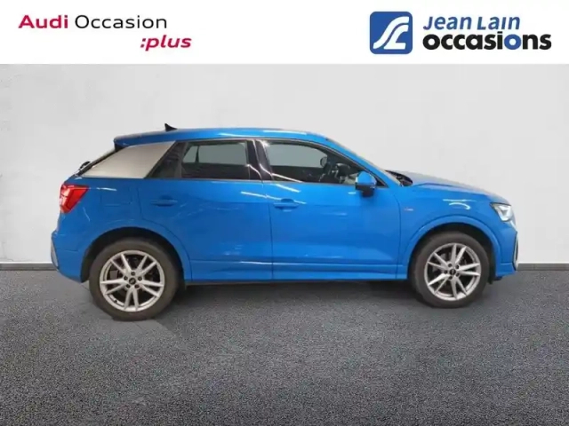 Audi Q2 35 tfsi 150 s tronic 7 — photo 4