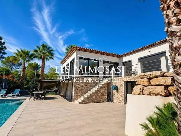 Villa 10 pièces 400 m²