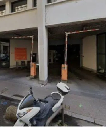 Place parking lyon 2 extérieure