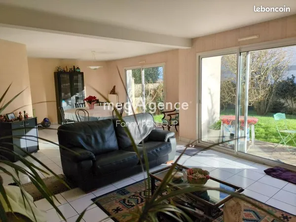 Maison 8 pièces 190 m²