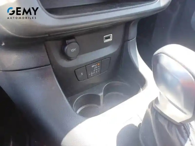 Citroën C3 puretech 110 s&amp;s eat6 — photo 18