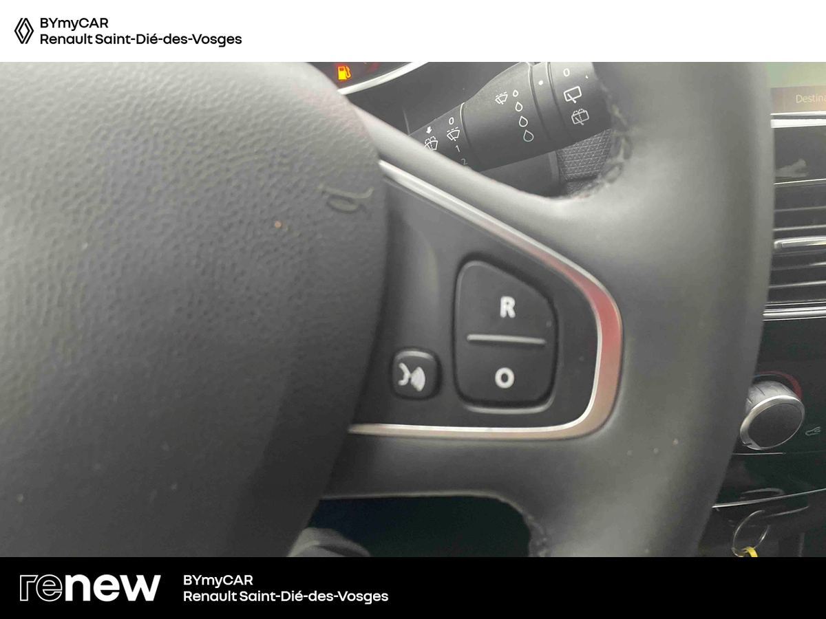 Renault Clio TCe 90 E6C — photo 17