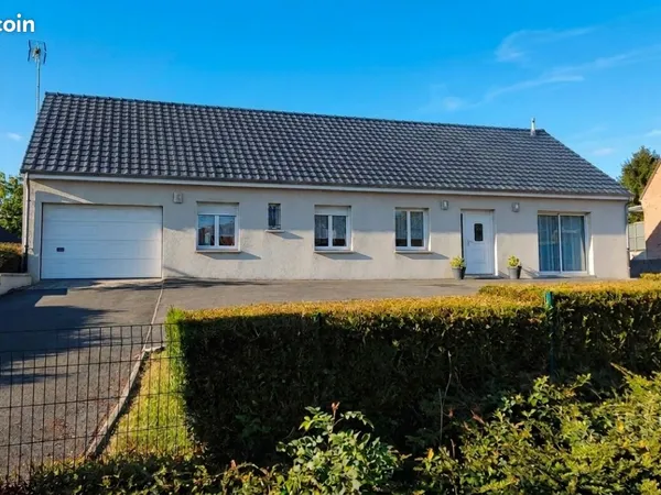 Maison de village avec piscine