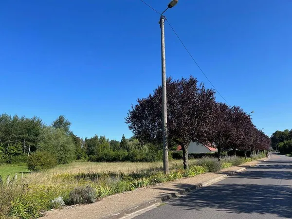 Terrain 1800 m²