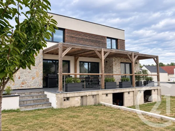 Maison 6 pièces 140 m²
