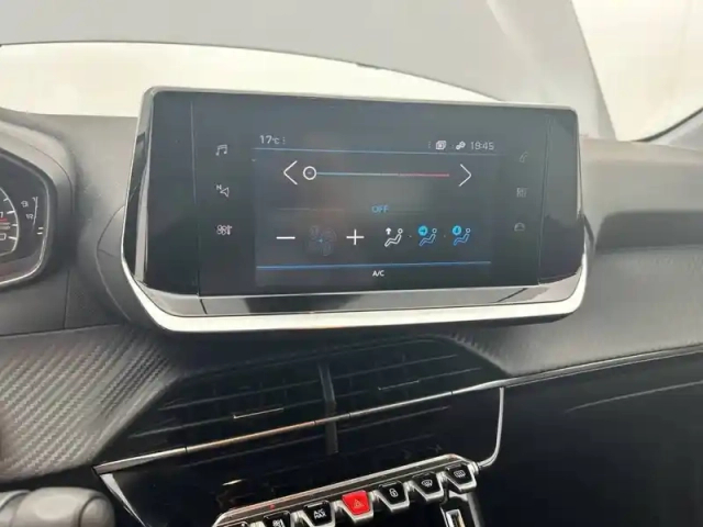 Peugeot 208 puretech 75 s&amp;s bvm5 — photo 61