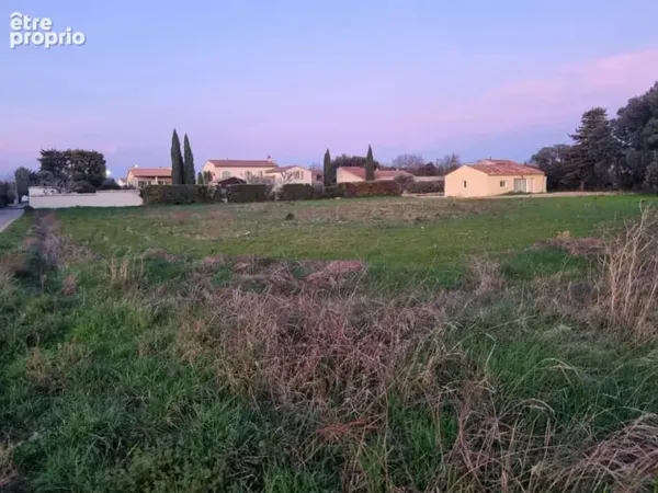 Terrain 500 m²