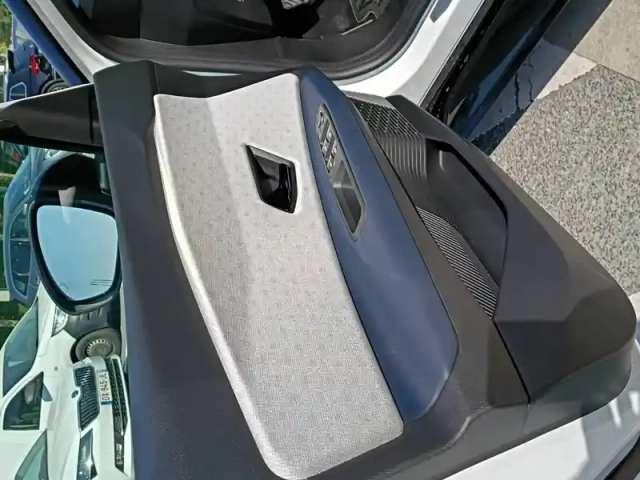 Renault 5 renault  e-tech electrique 10 ch autonomie confort — photo 11