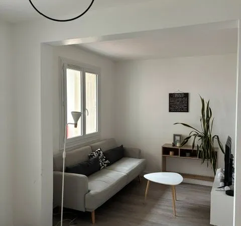 Appartement 4 pièces de 75m², cave et garage