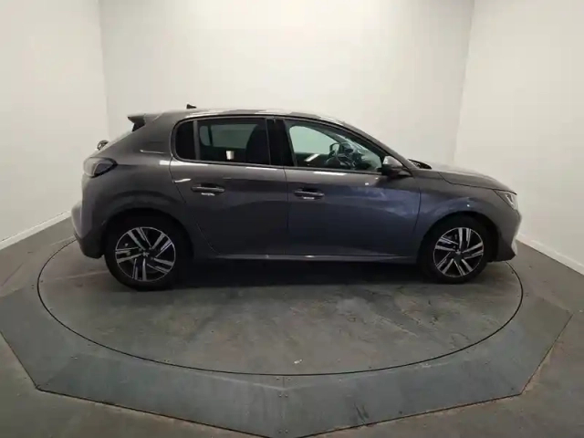 Peugeot 208 puretech 100 s&amp;s bvm6 — photo 6