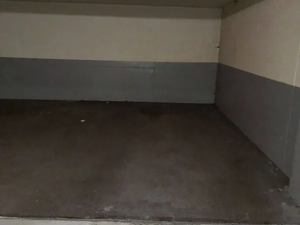 Parking 13 m²