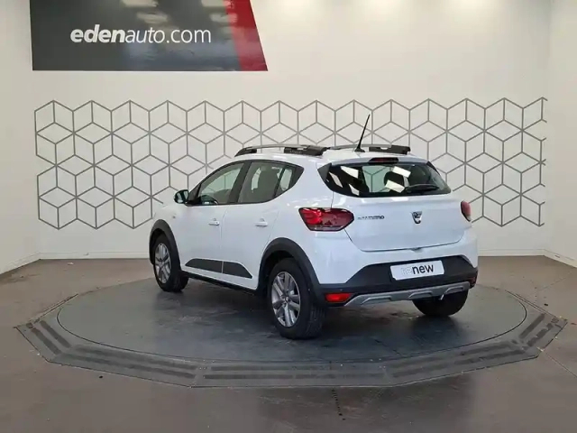 Dacia Sandero eco-g 100 — photo 8